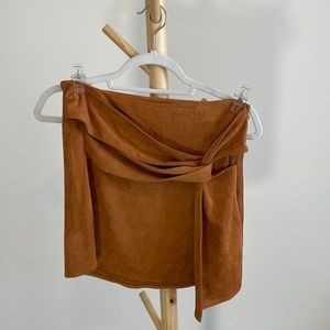 Lulus faux suede skirt